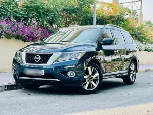 2015 Nissan Pathfinder in Dubai