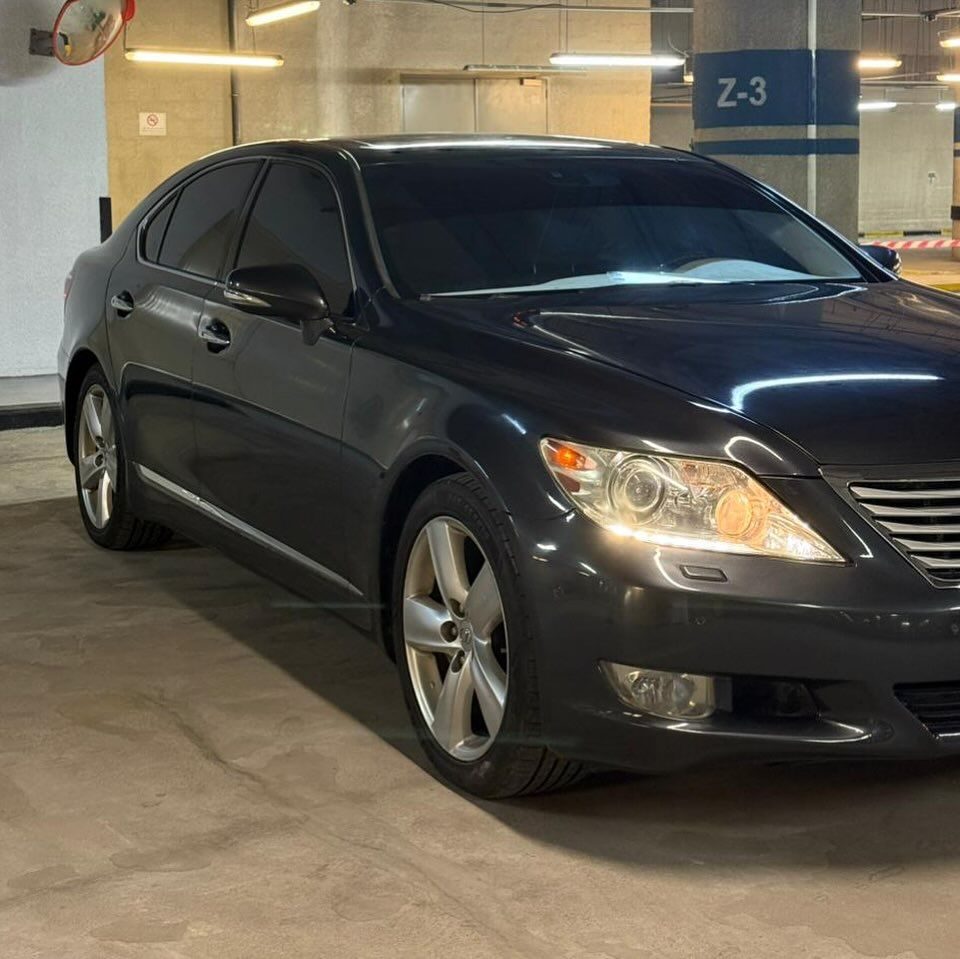 2010 Lexus LS 430 in Dubai